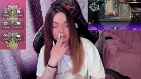 Snapshot of catisyfury chatting on April 23, 2026, 12:29 pm . . online show from April 23, 2026, 12:29 pm