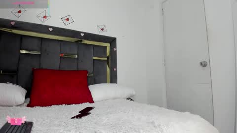 Catleya online show from February 12, 2026, 12:55 pm