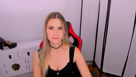 CatrinGood online show from November 4, 2025, 3:44 pm