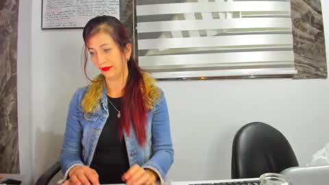 CATT EVANS online show from February 10, 2025, 2:19 am