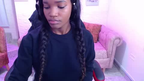  Catta  online show from November 12, 2025, 12:27 pm