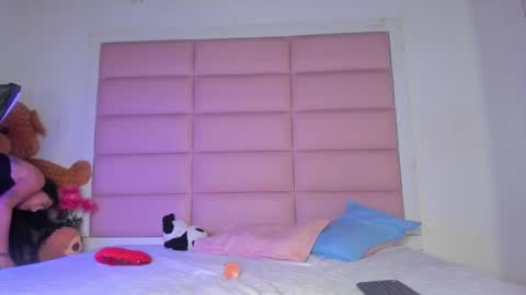 Snapshot of cattalina_25 chatting on March 3, 2026, 2:23 pm cattalina_25 online show from March 3, 2026, 2:23 pm