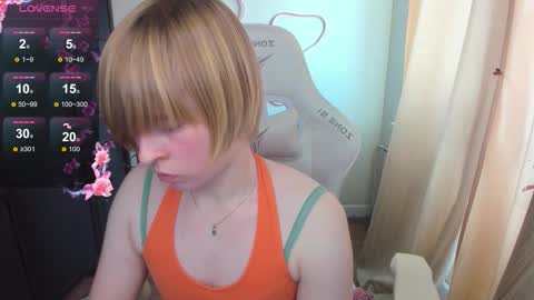 cattie_w_ online show from March 25, 2026, 2:06 am