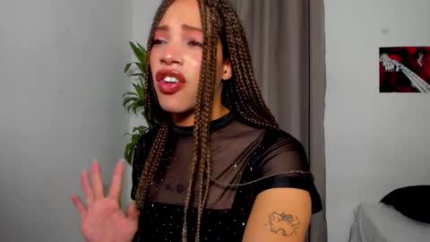 Catty online show from February 2, 2026, 9:46 pm