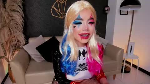 catvalentinee_ online show from October 30, 2025, 8:38 am