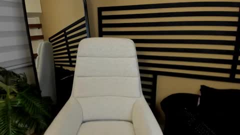 Caty  online show from March 6, 2026, 10:28 pm