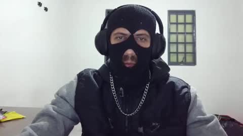 Snapshot of caugusto91 chatting on March 3, 2026, 12:06 am Carlos A online show from March 3, 2026, 12:06 am