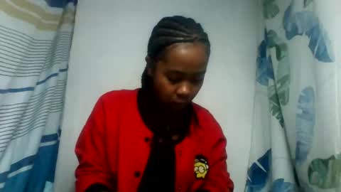 cclanioo online show from May 19, 2026, 6:09 am