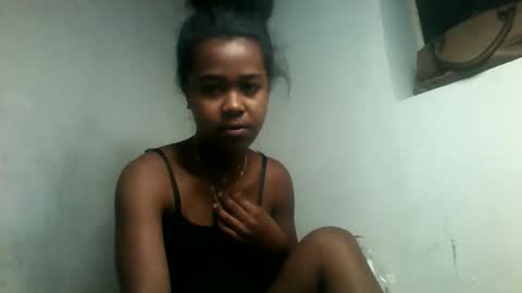 cclanioo online show from May 27, 2026, 1:57 am