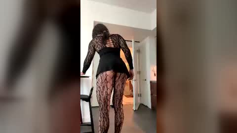 Naomi online show from July 10, 2026, 10:45 pm