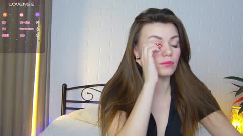 cecillaj online show from February 5, 2025, 9:18 pm