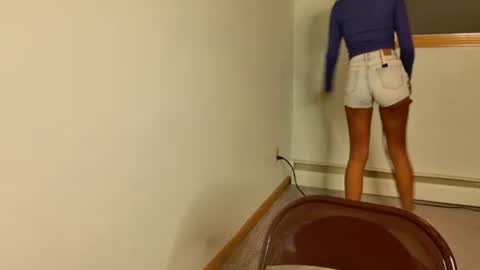 CEDAYA555 online show from November 4, 2025, 6:12 am