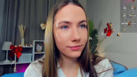 Josie Manesi online show from February 13, 2025, 7:31 pm