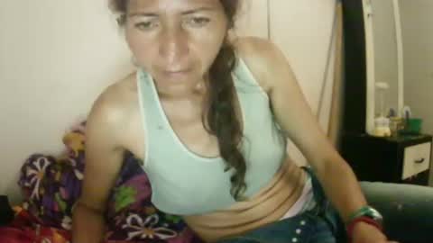 celeste198694 online show from April 17, 2026, 4:43 pm