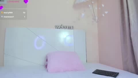 Snapshot of celeste_chic chatting on September 26, 2025, 4:11 pm celeste_chic online show from September 26, 2025, 4:11 pm