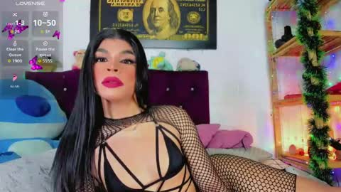 celeste_hot25horny online show from May 11, 2026, 2:45 pm