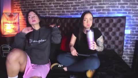 celeste_starsss online show from February 6, 2026, 2:20 pm