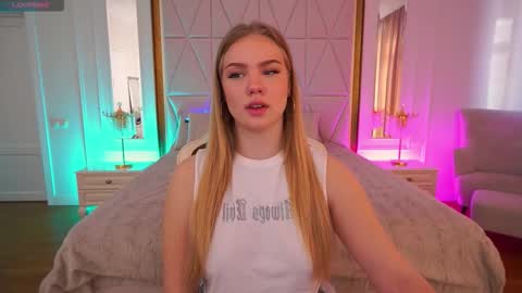 celestenoirr online show from December 16, 2025, 7:46 am