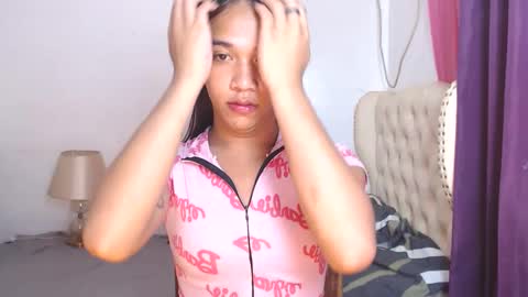 merry joannah online show from December 8, 2024, 3:32 am