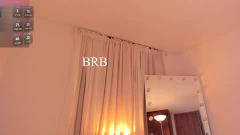 Snapshot of celia_dubois chatting on February 1, 2025, 11:27 pm Ari online show from February 1, 2025, 11:27 pm