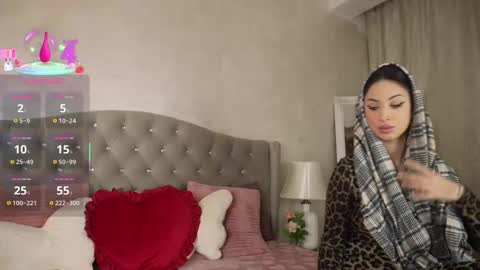 Snapshot of celine_noir chatting on February 17, 2026, 4:31 am Celine online show from February 17, 2026, 4:31 am