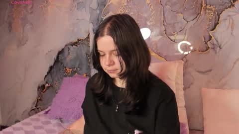 Hello guys my name is Sofi and Lizzie and  Vanessa online show from February 2, 2026, 2:32 am