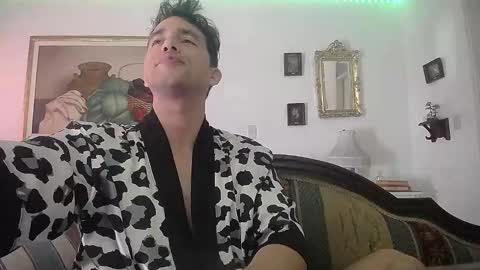 Snapshot of centurionjohnny chatting on December 4, 2024, 1:53 pm centurionjohnny online show from December 4, 2024, 1:53 pm