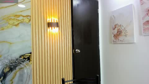 Cerecita  online show from September 17, 2025, 12:29 pm