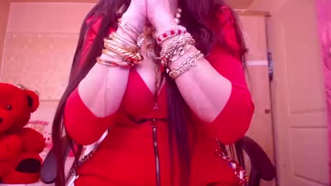 Snapshot of cerisedodd chatting on March 8, 2025, 6:32 am Cerise online show from March 8, 2025, 6:32 am