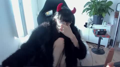 Snapshot of ceriselapine chatting on September 27, 2025, 7:24 am CeriseLapine online show from September 27, 2025, 7:24 am