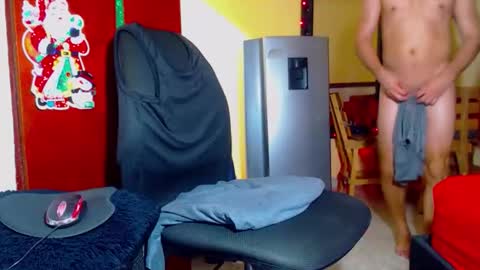 Snapshot of cesar_9623 chatting on December 1, 2025, 7:41 pm cesar_9623 online show from December 1, 2025, 7:41 pm