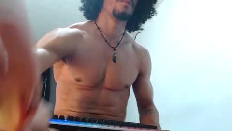 cesar_master_ online show from November 4, 2025, 3:49 am