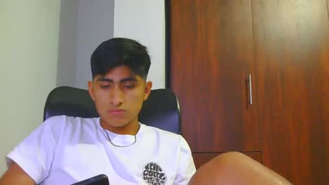 Snapshot of cesarex148 chatting on December 12, 2024, 11:58 pm Cesar online show from December 12, 2024, 11:58 pm