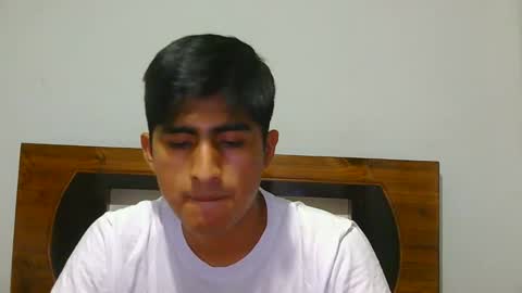 Snapshot of cesarex148 chatting on February 4, 2025, 12:29 am Cesar online show from February 4, 2025, 12:29 am