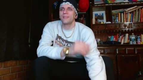 Snapshot of cguffey2284 chatting on March 1, 2025, 3:10 am cguffey2284 online show from March 1, 2025, 3:10 am