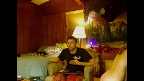 Snapshot of cguffey2284 chatting on October 14, 2025, 2:45 am cguffey2284 online show from October 14, 2025, 2:45 am