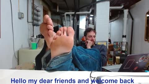 Snapshot of cguffey2284 chatting on December 13, 2025, 11:32 pm cguffey2284 online show from December 13, 2025, 11:32 pm