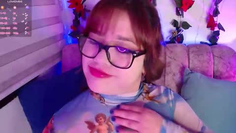 Snapshot of chaarlotte_1 chatting on December 30, 2024, 7:53 pm charlotte online show from December 30, 2024, 7:53 pm