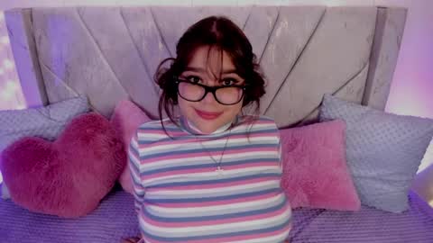 Snapshot of chaarlotte_1 chatting on May 7, 2026, 1:38 pm charlotte online show from May 7, 2026, 1:38 pm