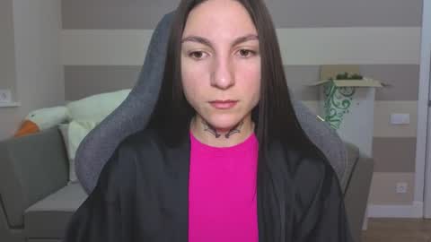 Kate online show from December 16, 2025, 7:02 am