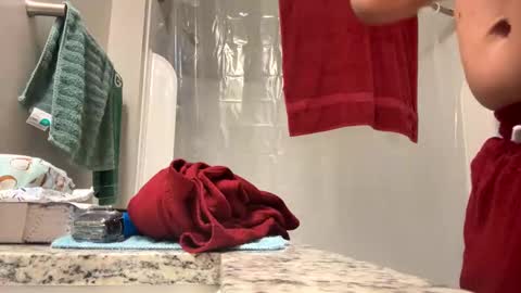 Snapshot of chacho1968 chatting on October 9, 2025, 3:32 pm Chuck online show from October 9, 2025, 3:32 pm