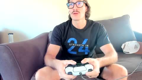 Lydong online show from January 14, 2026, 9:09 pm