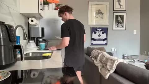 ChadTitan online show from April 14, 2026, 3:40 pm