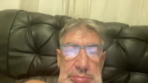 Snapshot of champsex305610 chatting on February 24, 2026, 5:44 pm champsex305610 online show from February 24, 2026, 5:44 pm