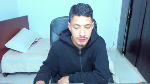 Snapshot of chandler_kenji chatting on February 3, 2026, 1:15 am Kenji online show from February 3, 2026, 1:15 am