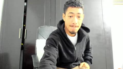 Snapshot of chandler_kenji chatting on April 20, 2026, 11:02 am Kenji online show from April 20, 2026, 11:02 am
