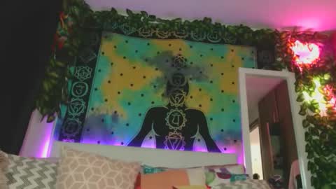 Chanel M. online show from October 21, 2025, 9:15 pm