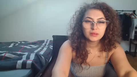 Stephanieblisss online show from February 9, 2025, 11:36 am