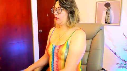 chanell online show from September 17, 2025, 11:56 am