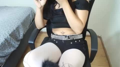 Snapshot of chanelsexyy chatting on January 9, 2026, 8:32 pm Viviana 3 online show from January 9, 2026, 8:32 pm